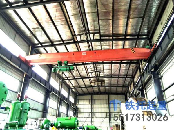 江蘇泰州防爆單梁起重機(jī)如何實(shí)現(xiàn)穩(wěn)定低速運(yùn)行